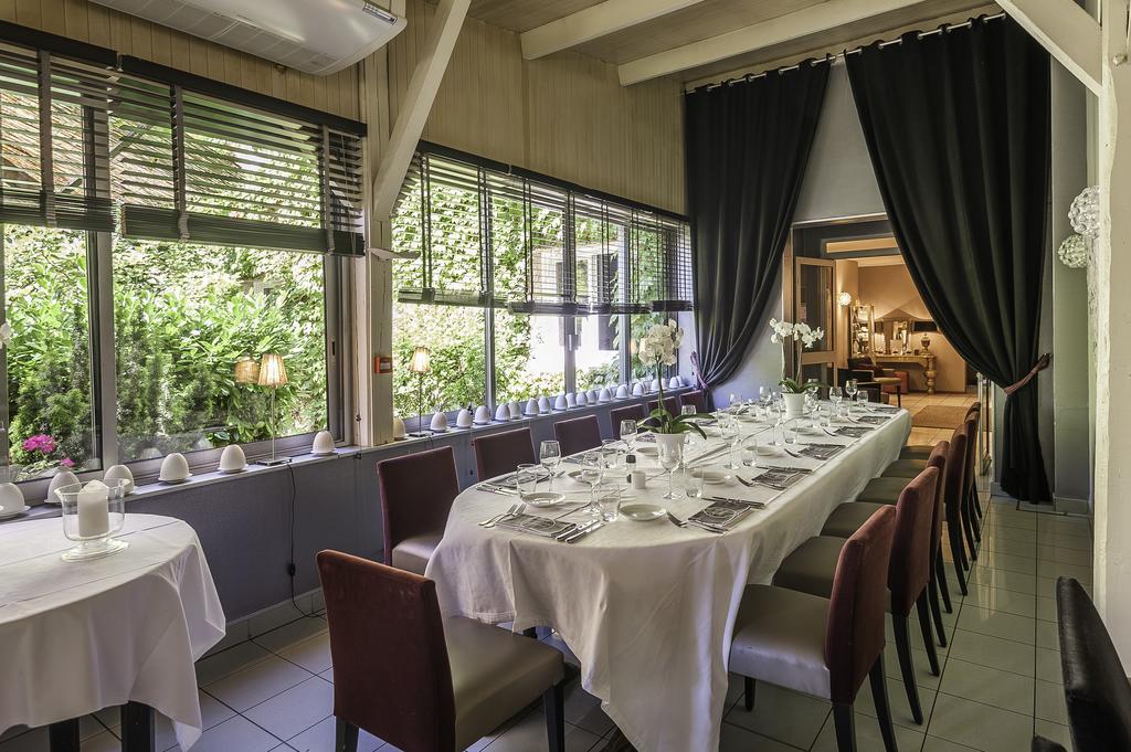 Logis Hotel - Restaurant Le Relais De Comodoliac Saint-Junien Exterior foto