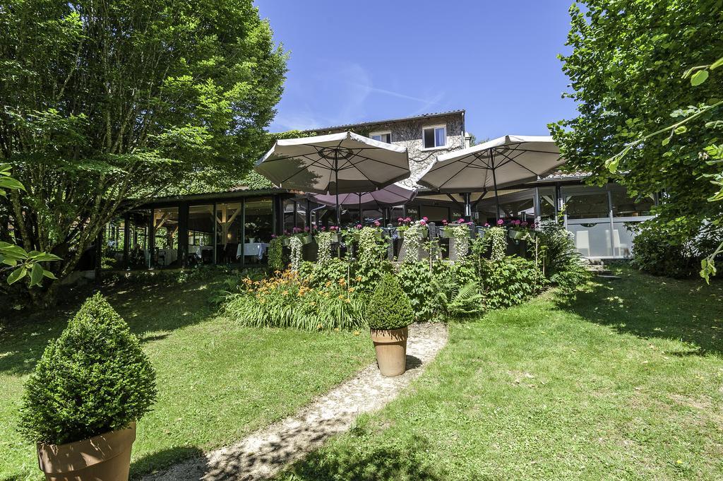 Logis Hotel - Restaurant Le Relais De Comodoliac Saint-Junien Exterior foto